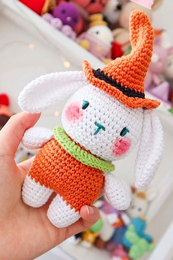 Paso a Paso Personaje De Halloween Mimi Conejito Amigurumi Patrón Gratis 2