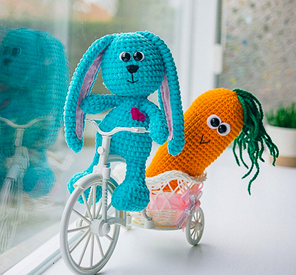 Easter Bunny Amigurumi Free Crochet Pattern