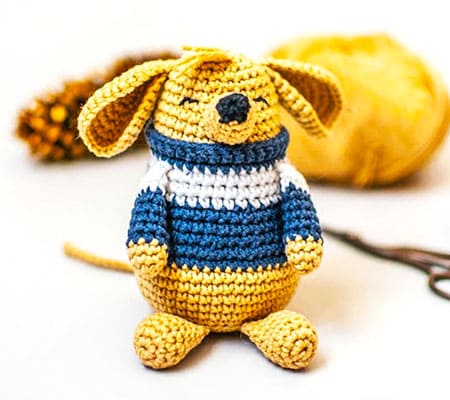 mac the mouse amigurumi