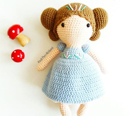 maribel doll amigurumi