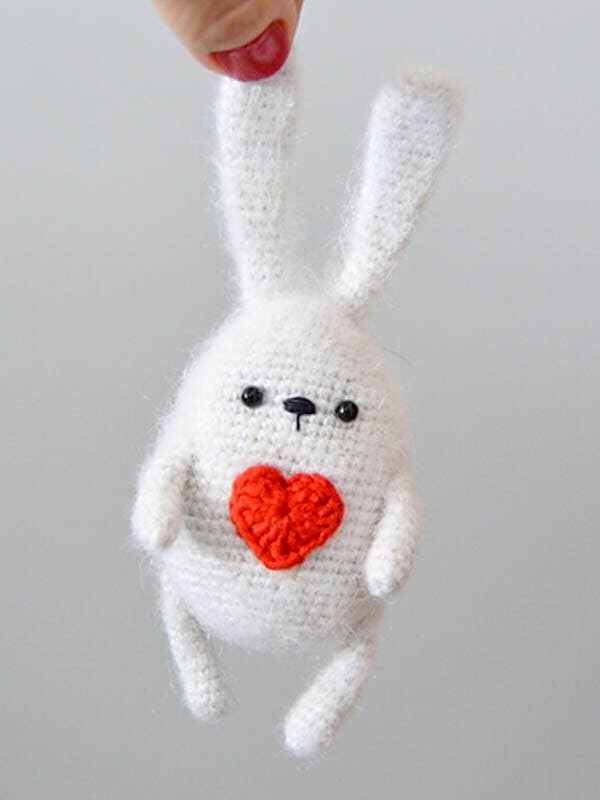 Pascua de Resurrección Conejo Amigurumi Patrón Gratis
