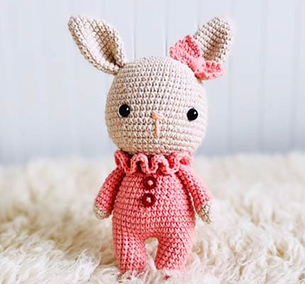 cute bunny amigurumi free pattern, bunny amigurumi pattern, sweet bunny amigurumi pattern