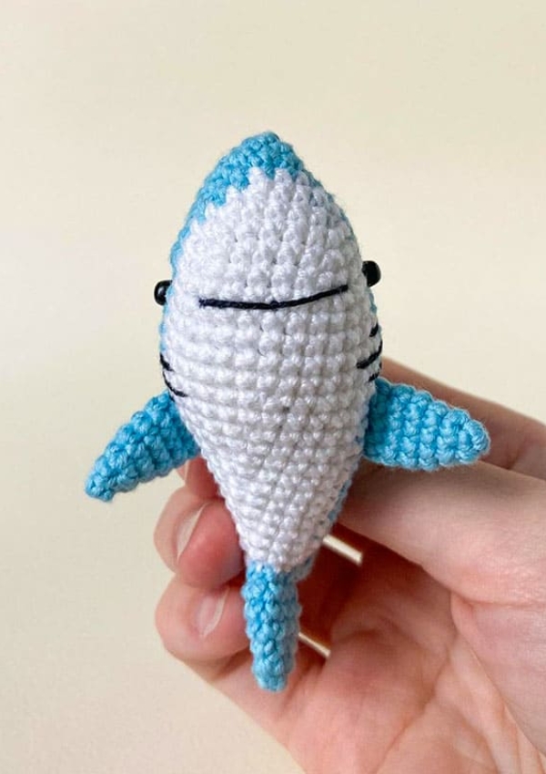 Baby Crochet Shark Amigurumi PDF Free Pattern - Lovelycraft
