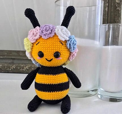 Flora The Bee Amigurumi Crochet Pattern