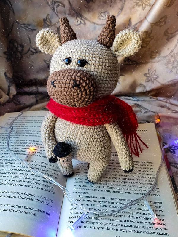 Toro con Taza de Café Amigurumi Patrón Gratis