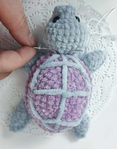 Tortuga Marina Amigurumi Patrón Gratis espalda 4