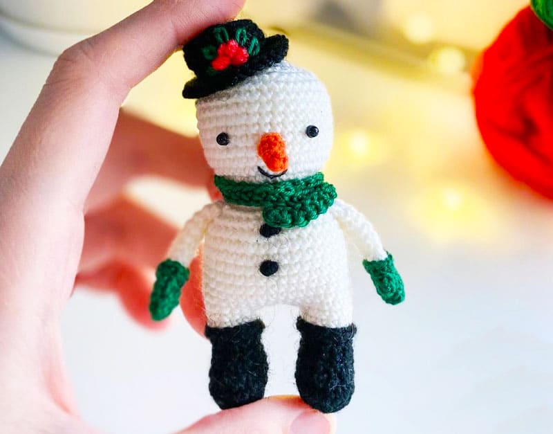 Muñeco De Nieve Lindo Niño PDF Amigurumi Patrón Gratis - Lovelycraft