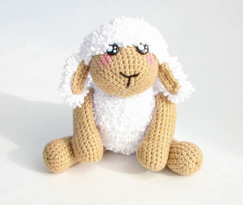 Easy Little Crochet Sheep Amigurumi Free Pattern (2)