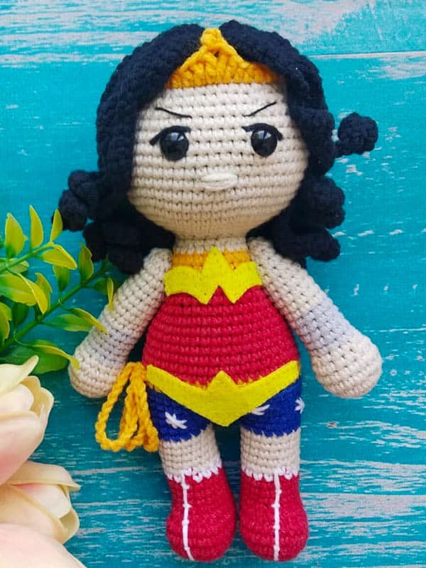 Mujer Maravilla PDF Amigurumi Patrón Gratis