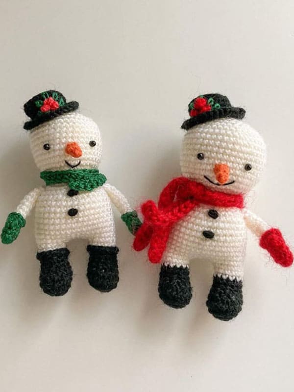 PDF Monigote De Nieve Amigurumi Patrón Gratis para Navidad (4)