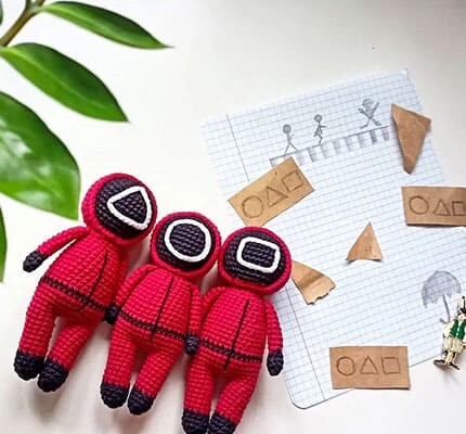 Squid Game Keychain PDF Crochet Amigurumi Free Pattern