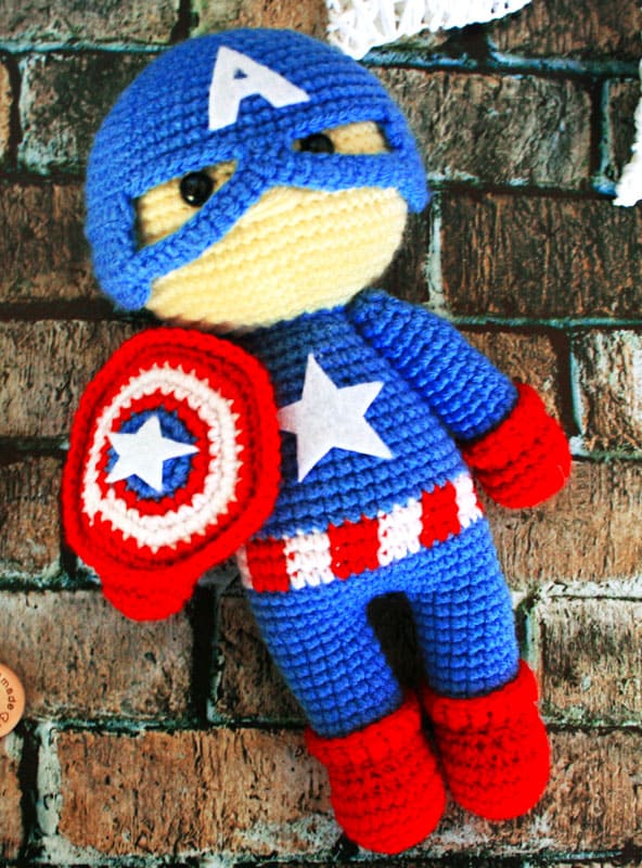 Crochet Captain America PDF Free Amigurumi Pattern (1)