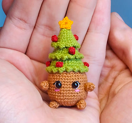 Tiny Crochet Christmas Tree Amigurumi Free Pattern