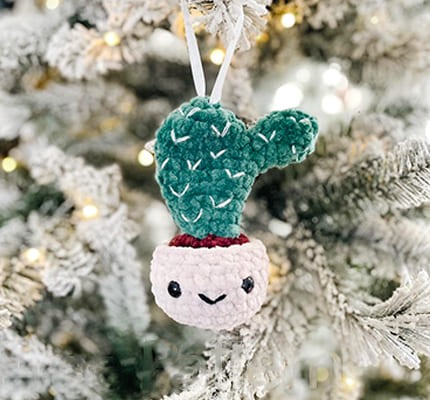 Crochet Christmas Cactus Ornament Free Pattern