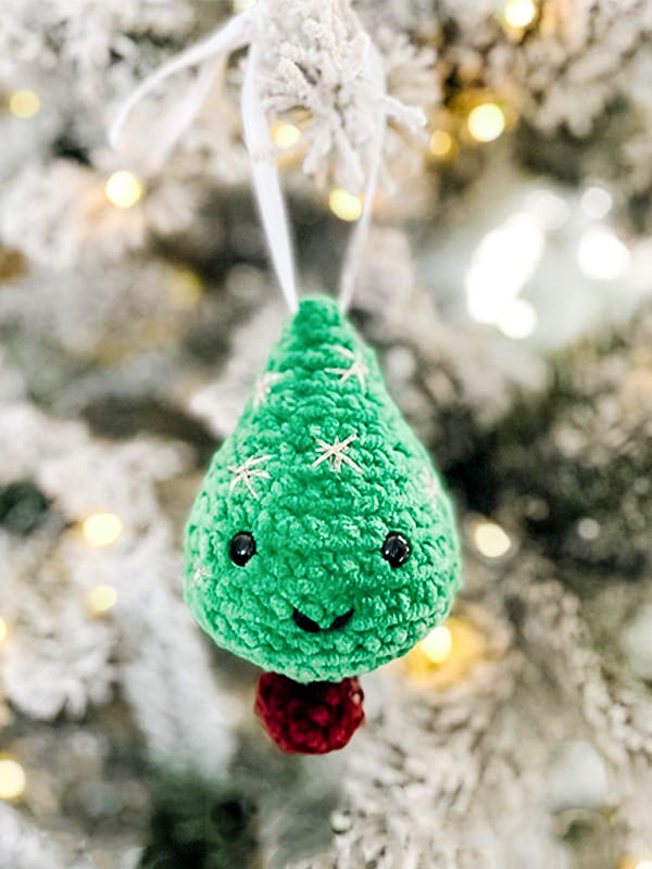 Crochet Christmas Tree Ornament Free Pattern