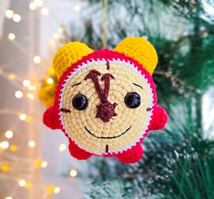 Crochet Christmas Watch Ornament Amigurumi Free Pattern