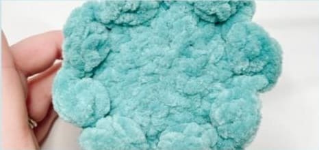 Crochet Jellyfish Christmas Ornament Amigurumi Free Pattern-fins-4