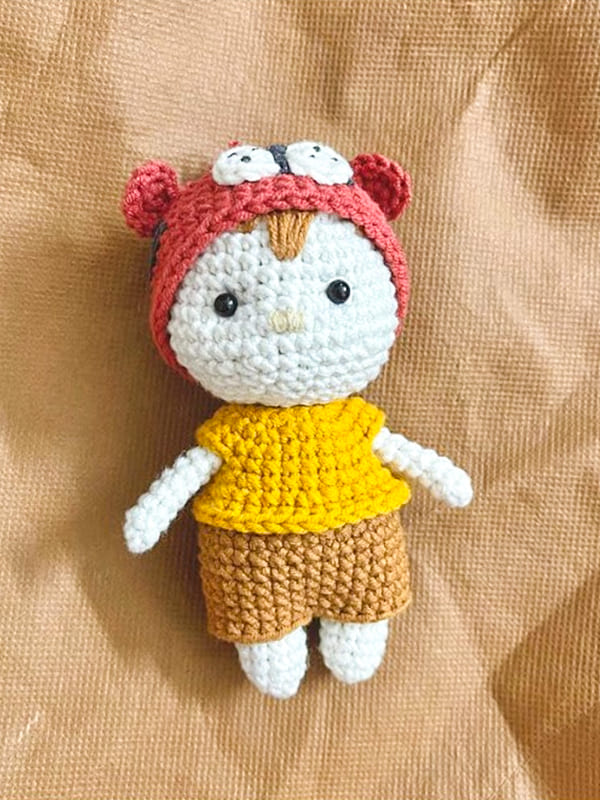 Crochet Little Kid With Tiger Hat Free Amigurumi Pattern