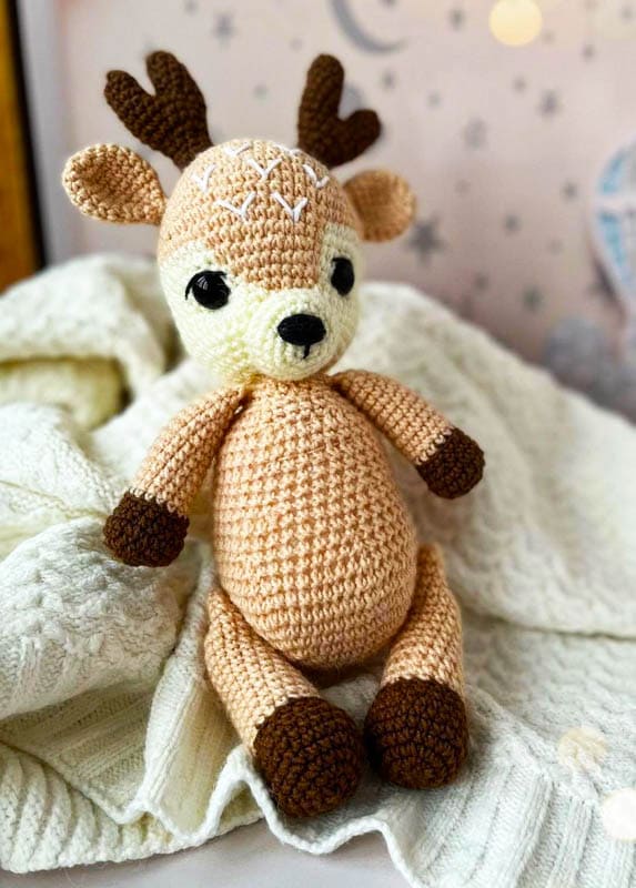 Cute Crochet Deer Amigurumi Free PDF Pattern (3)