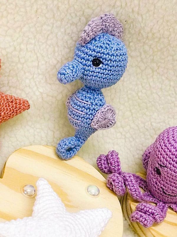 Cute Seahorse Crochet Amigurumi Free PDF Pattern