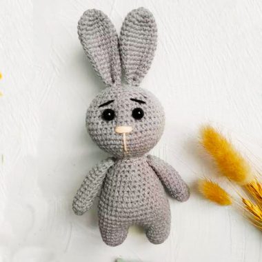 Spring Bunny Crochet Free PDF Amigurumi Pattern (1)