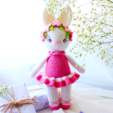 Spring Bunny in Dress Amigurumi PDF Free Pattern - Lovelycraft