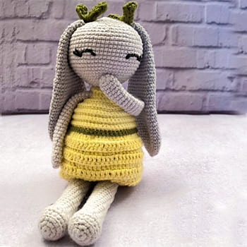 Lovely Crochet Bunny Molly PDF Amigurumi Free Pattern- thumbnails