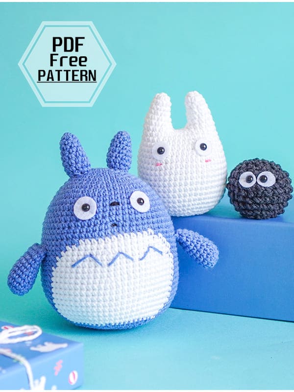 Mini Totoro Crochet Keychain - A Free Pattern 