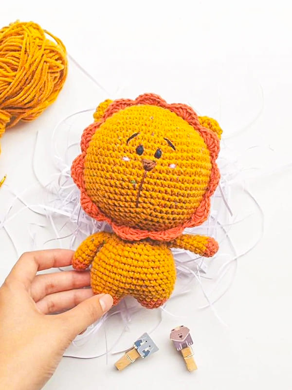 Leo The Crochet Lion PDF Amigurumi Free Pattern